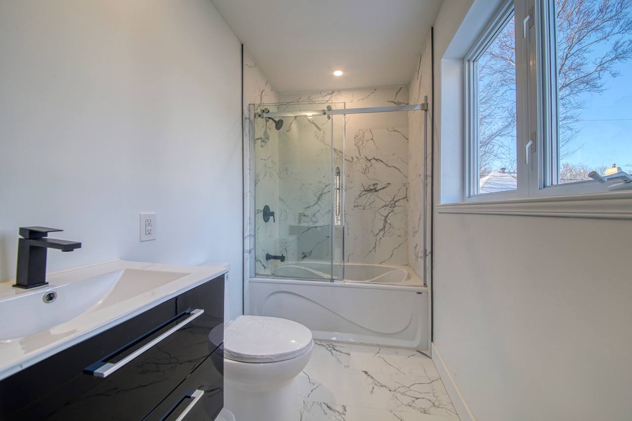 Shower Tub Combo with Vanity