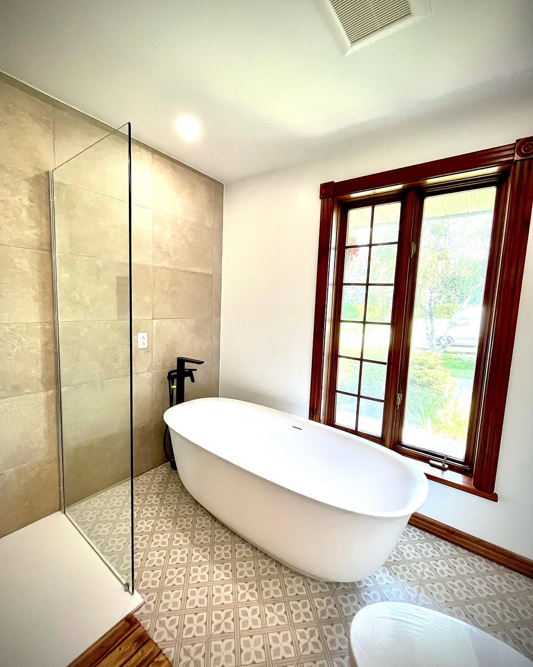 Soaking Tub and Patterned Tile